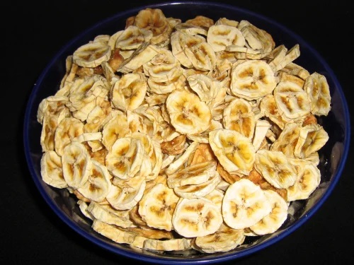 Dehydrated Banana, Color : Creamy & Brown, Taste : Sweet