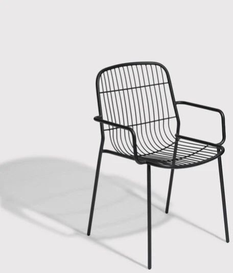 Meta Chair With Handrest