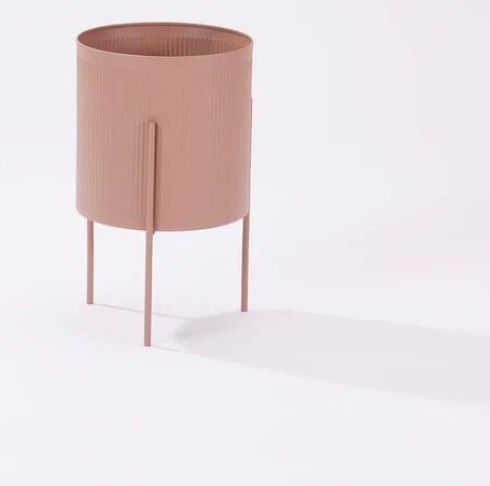 Notch Planter - Medium