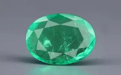 Colombian Emerald - 8.54 Carat Rare Quality EMD-9784