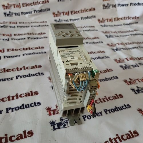 Lenze E84abbne7524vn0  Inverter Drive