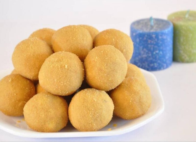 Traditional Besan Ladoo – 100% Pure & Fresh