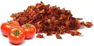 Tomato Flakes, Color : Red, Packaging Type : Plastic Bags