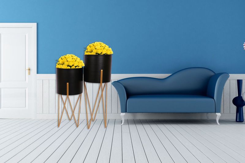 Premium Black and Gold Metal Planter Set