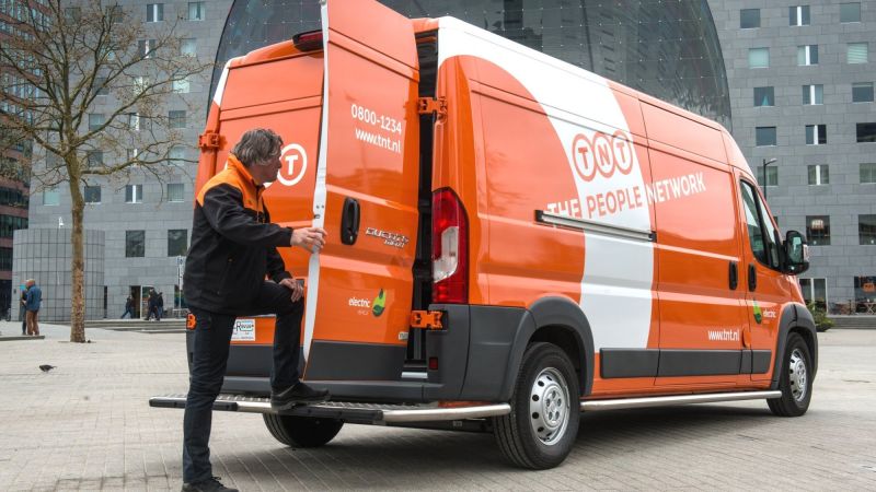 TNT Express Delivery Service