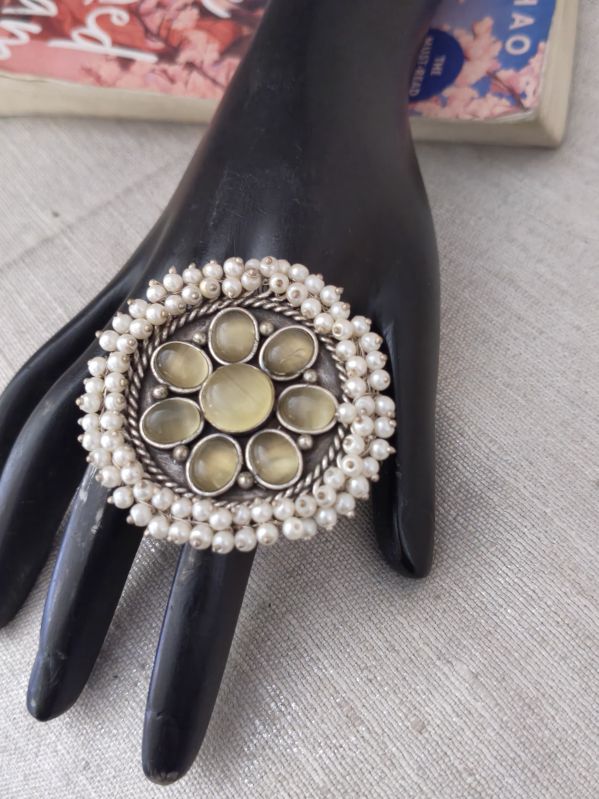 Ladies German Silver Beaded Ring