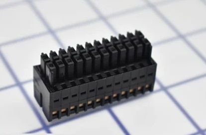 713 1112 1 Conductor Female Connector