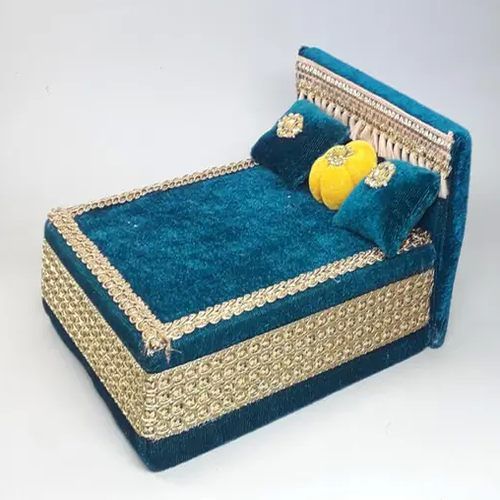 Fabric Ravishing Puja Bed, Color : Blue for Religious