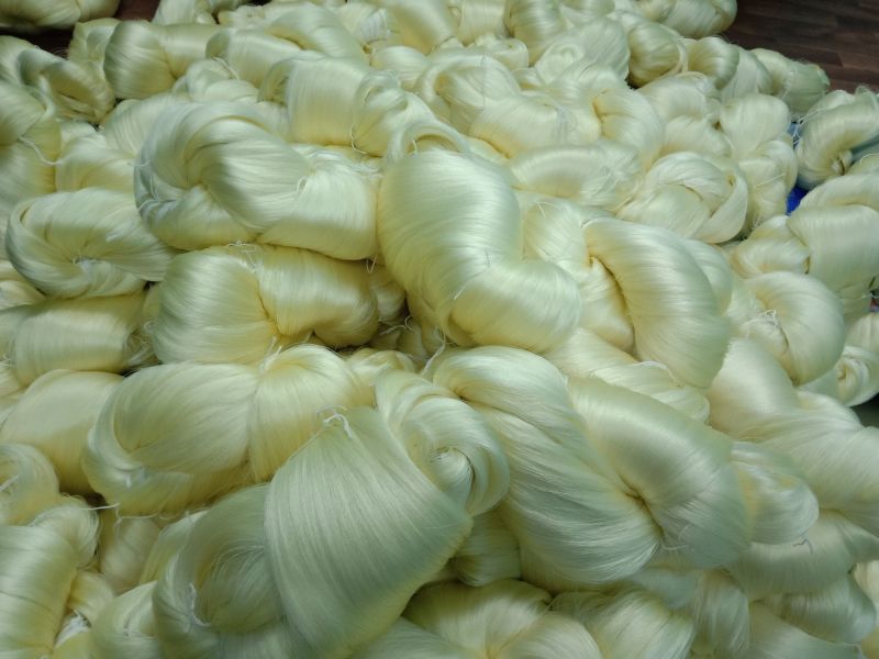 Mulberry Raw Silk Yarn