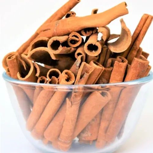 Cinnamon, Color : Brown for Baking, Cooking, Beverages
