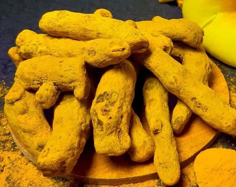whole turmeric