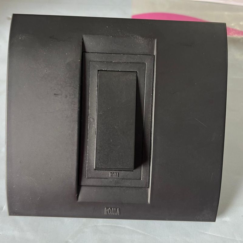 Anchor Roma Classic 10AX 1 Module 1 Way Black Switch Plate