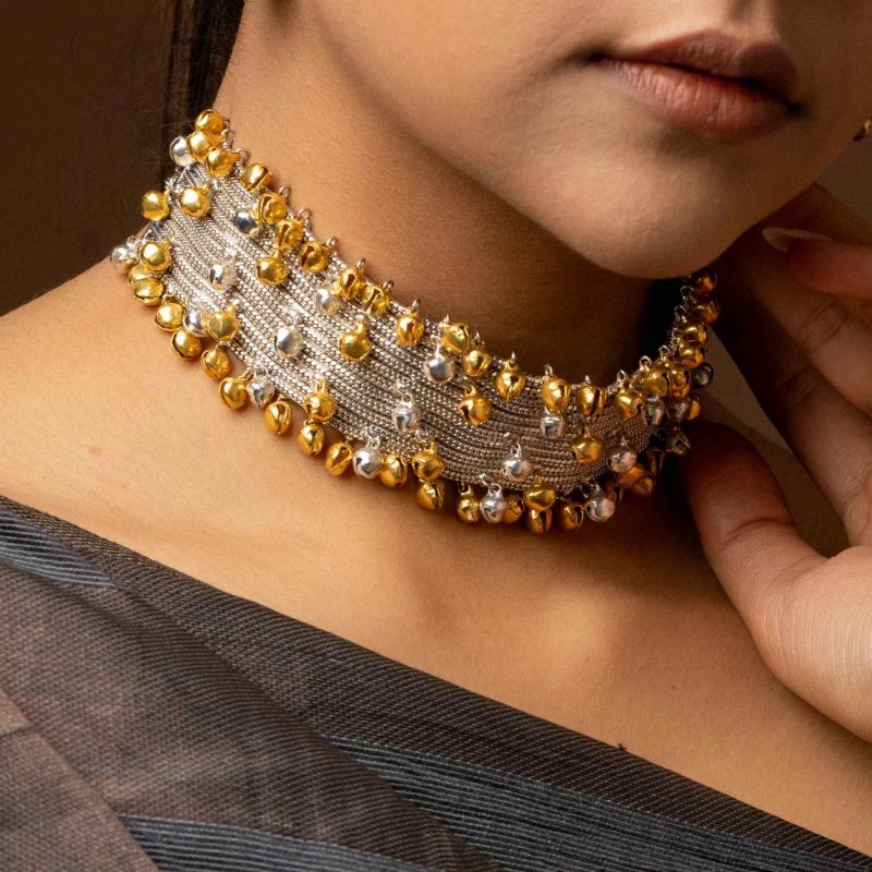 Broad Ghungroo Women Choker