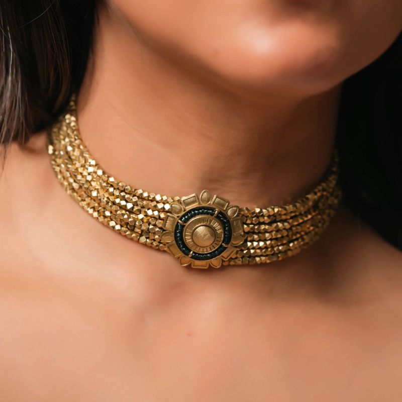 Sehr Women  Choker