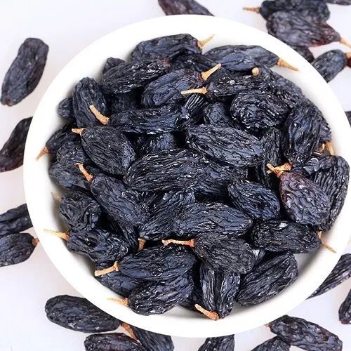 black raisins