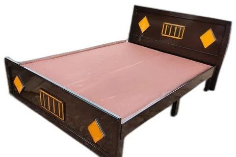 Engineered Wood Brown Queen Size Bed, Dimension : 6x5 Ft (L X W)