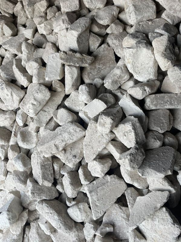 White Gypsum POP Lumps