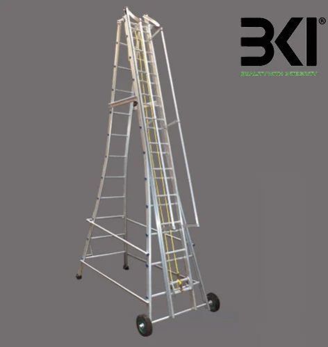 Aluminium Telescopic Wheeled Ladder