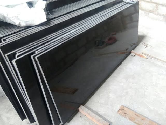16mm R Black High Glossy Granite Slabs