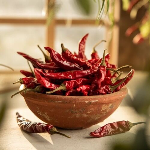 Dried Red Chilli, Form : Whole, Packaging Type : Plastic Packet