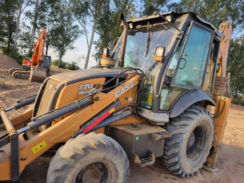 Case 851ex Backhoe Loader