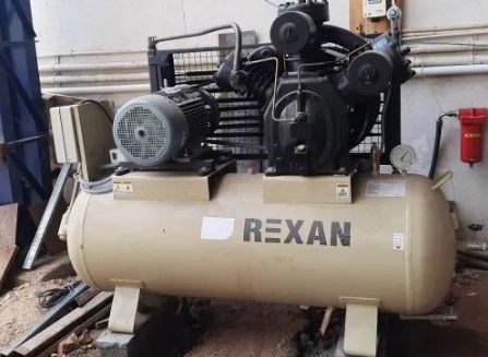 PET Blow Air Compressor, Motor Power : 20 HP