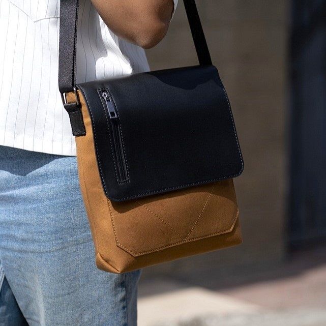 Voyage Sling Bag