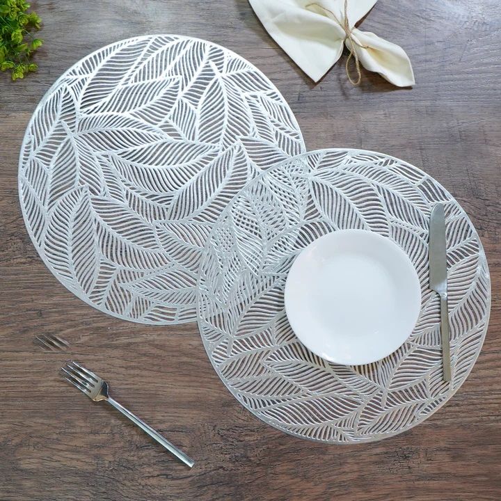 Set OF 2 Round Leaf Patterned Placemats, Silver