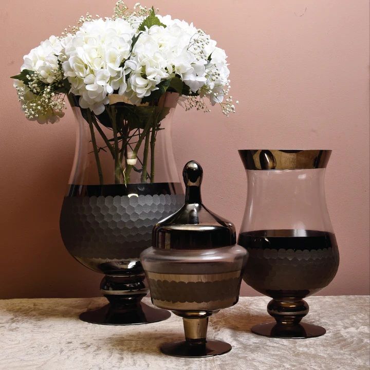 Hammered Base Small Vase