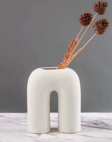 Plain Polished Oslo Modern Ceramic Flower Vase for Decorative Use