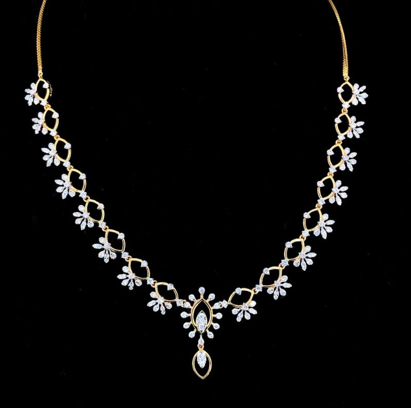 18KT White Gold Lab Grown CVD Diamond Necklace