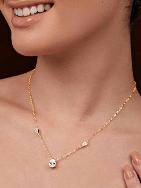 Minutiae Solitaire Diamond Necklace