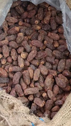 Vinayak Traders Dry Dates, Color : Black & Dark Brown