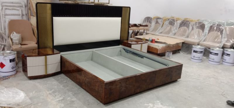 Brown King Size Wooden Bed