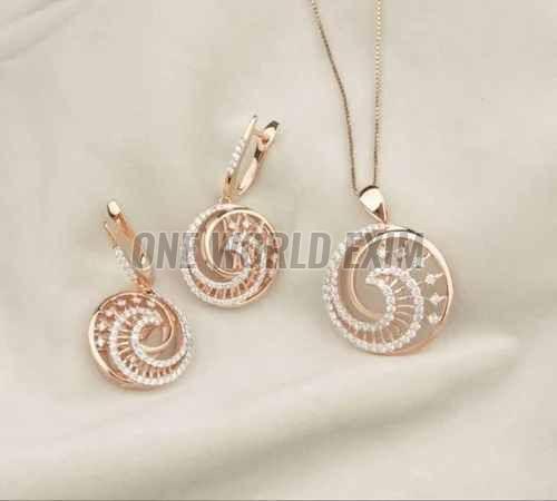 18 Carat Real Diamond Gold Pendant Set