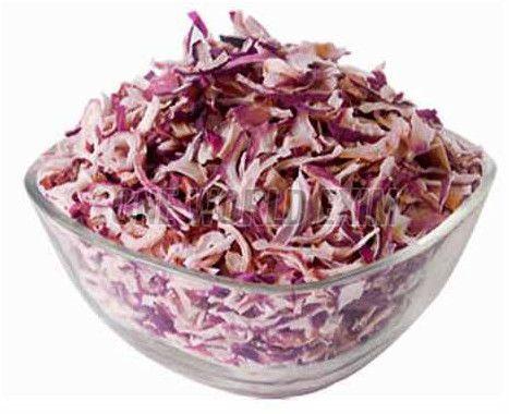 dehydrated red onion flakes