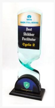 Classy Acrylic Memento Standard for Decoration