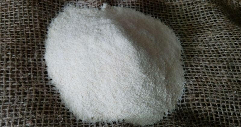 dehydrated white onion granules