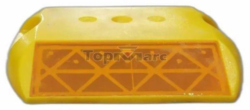 Two Sided Prismatic Reflector Plastic Road Stud
