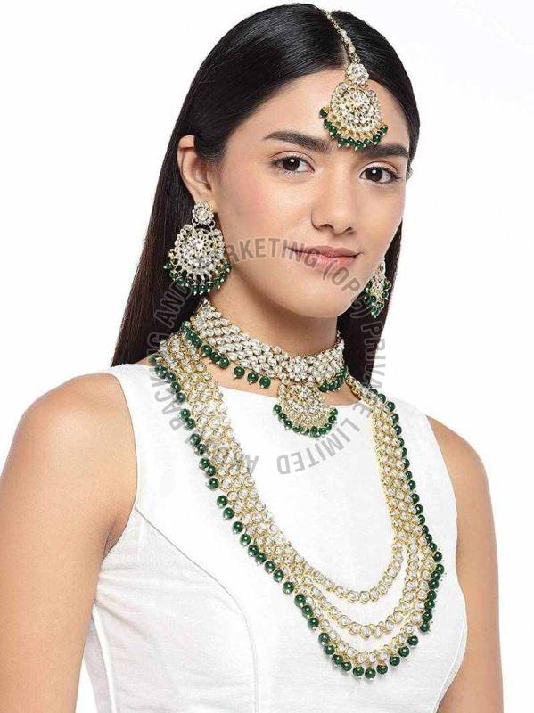 Pearl Chain Bridal Maang Tikka