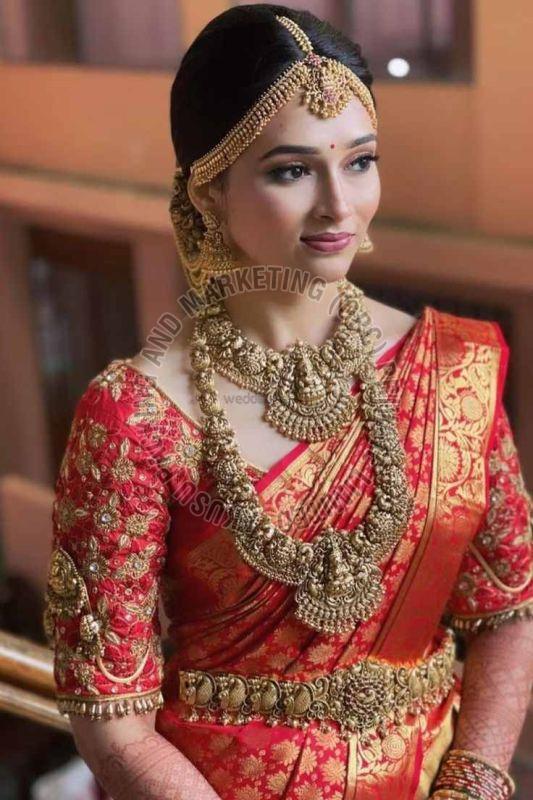 Traditional South Indian Bridal Jewellery Set