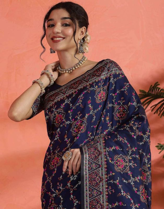 Ladies Designer Chikankari Saree