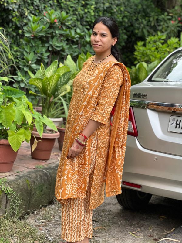 Ladies Orange Cotton Kurti Pant Set