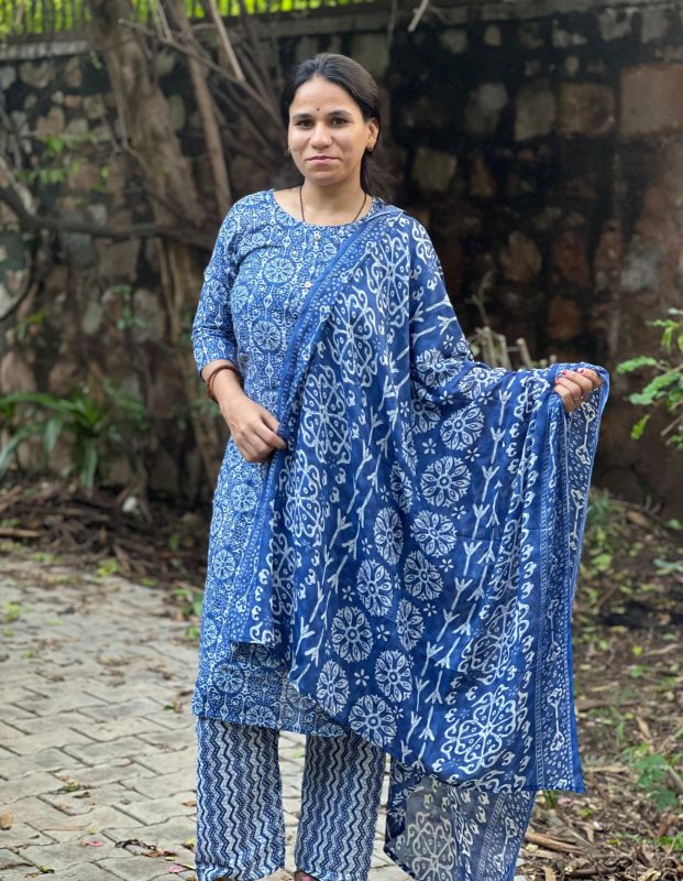 Ladies Royal Blue Cotton Kurti Pant Set