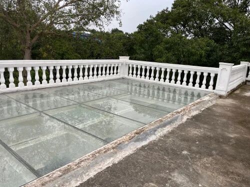 Polished GFRC Balcony Railing Baluster, Color : White