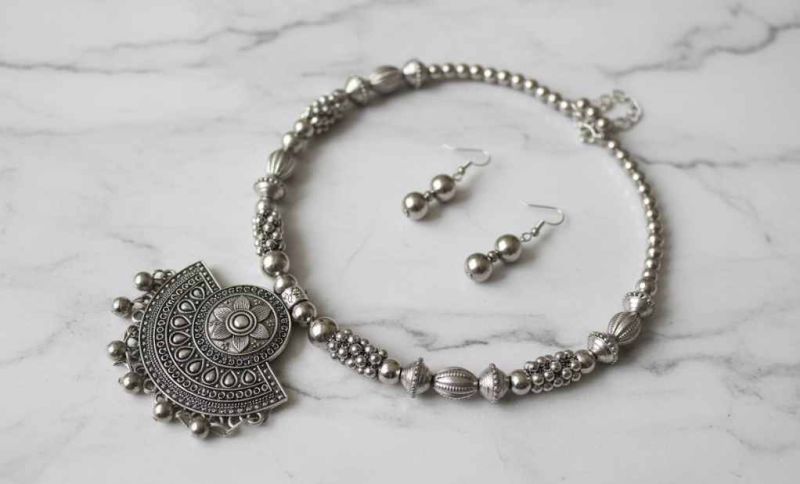 Silver Oxidized Metal Choker Necklace Set