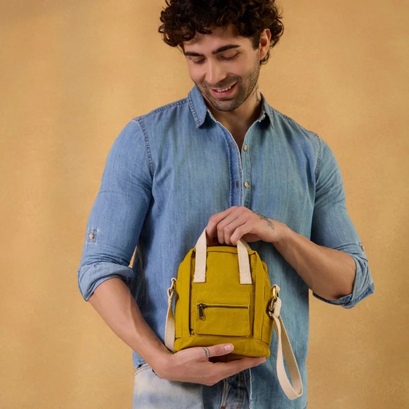 Mini Aki Crossbody Bag