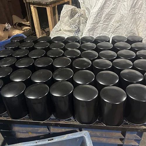 Metal Eicher Tractor Oil Filter, Color : Black, Packaging Type : Box