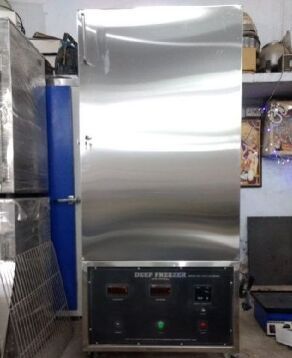 Industrial Deep Freezer, Voltage : 220V