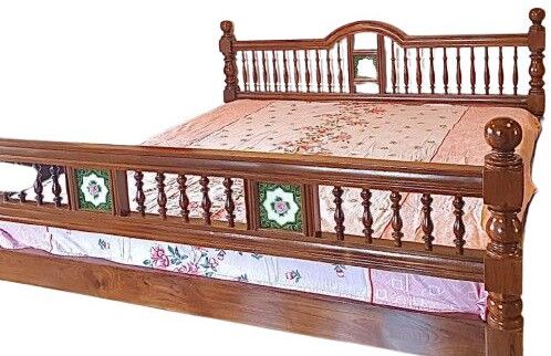 Polished Antique Wooden Bed, Color : Brown for Home, Hotel